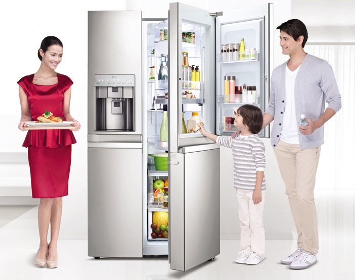 Làm gì khi tủ lạnh bị thủng ngăn đá?